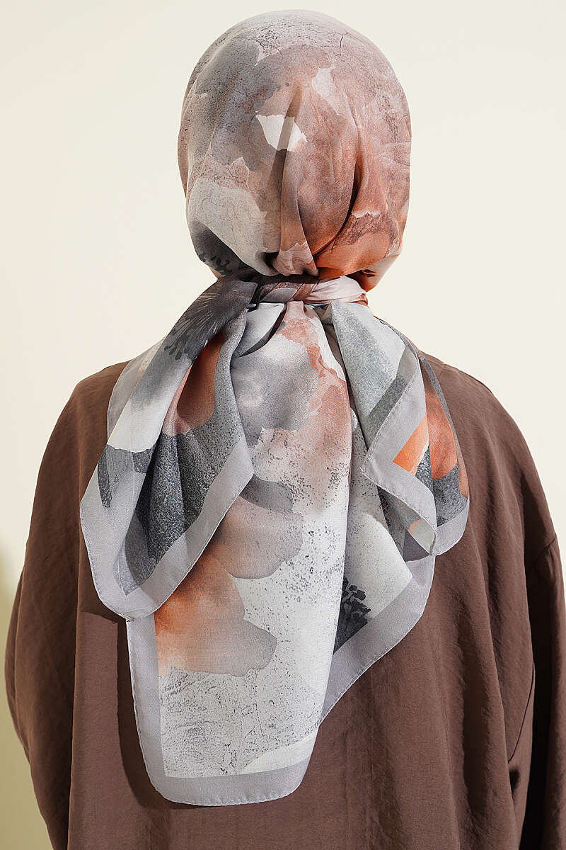 Flower Print Scarf, 120 cm - Grey