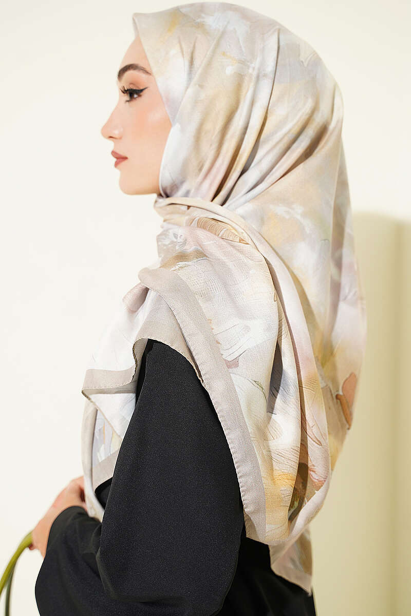 Pastel Flora Scarf, 120 cm - Beige
