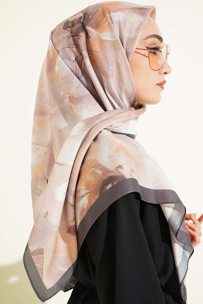 Pastel Flora Scarf, 120 cm - Smoke Grey