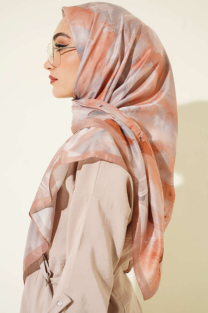 Pastel Flora Scarf, 120 cm - Latte