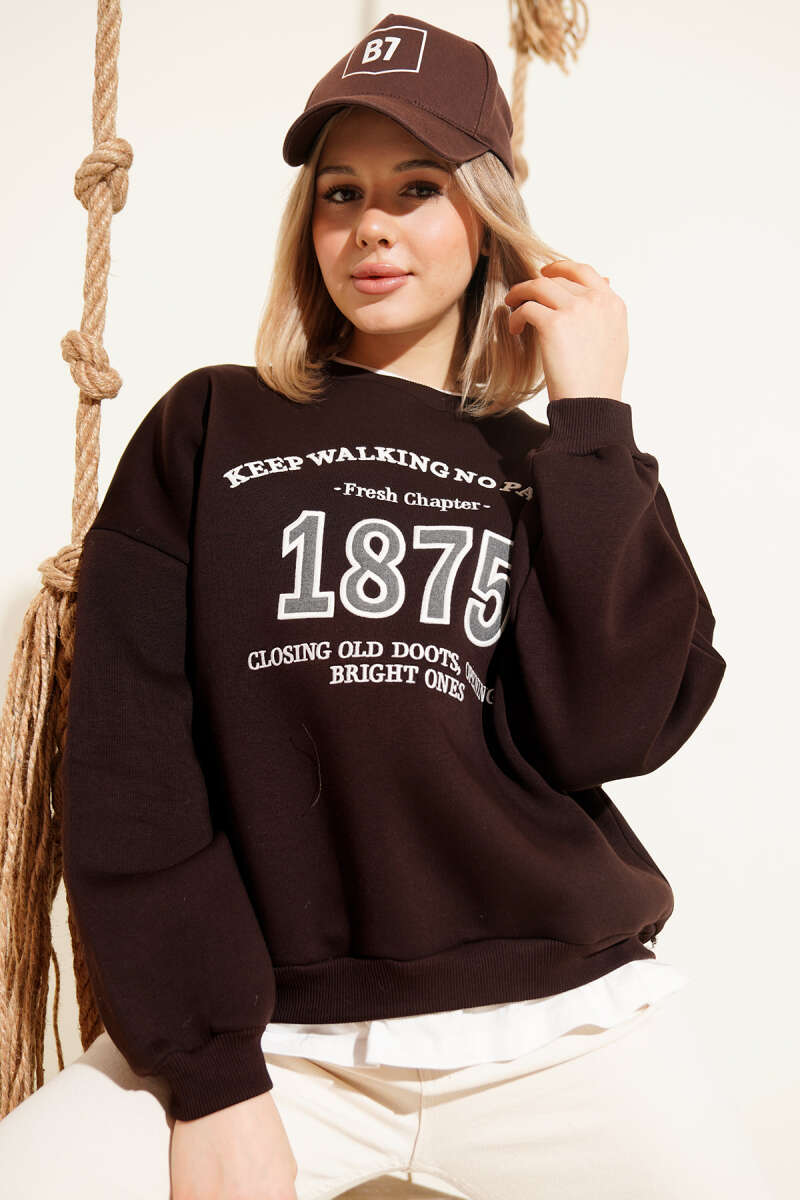Oversized "1875" Three-Thread Sweatshirt - Brown