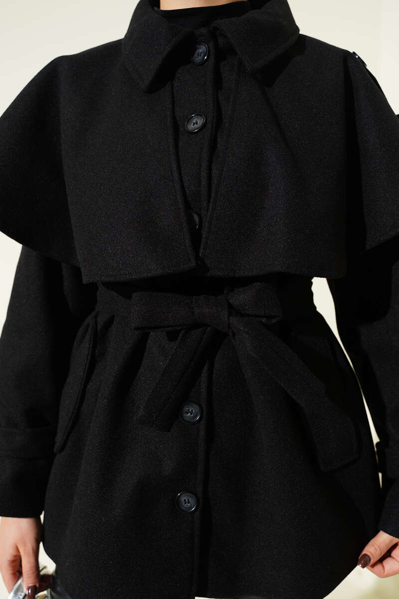 Short Felt Coat with Epaulettes and Cape - Black