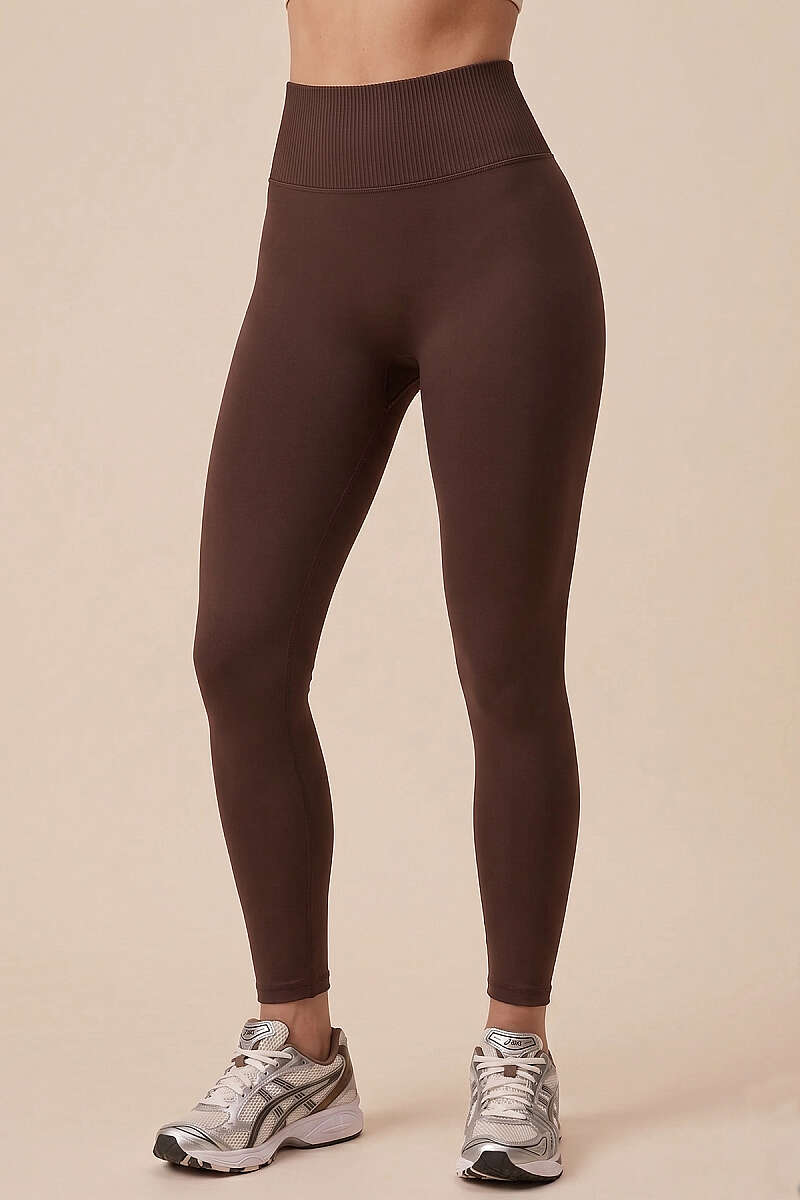 Scrunch-Back Sports Leggings - Brown