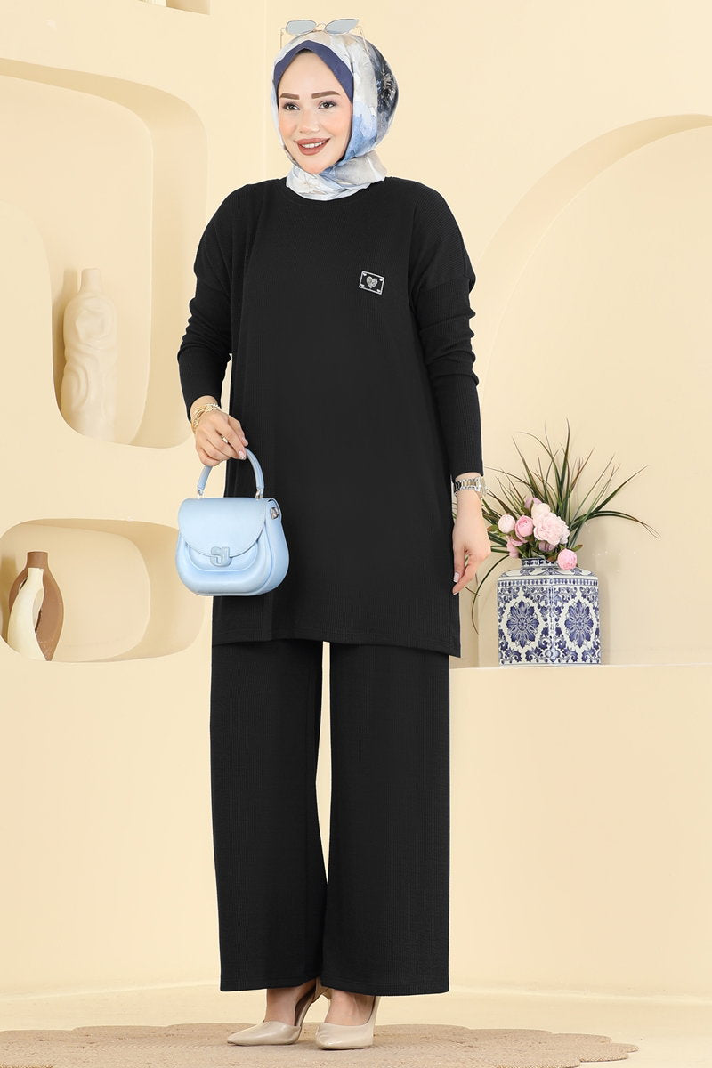 Twisted Knit Two-Piece Set with Emblem - Black