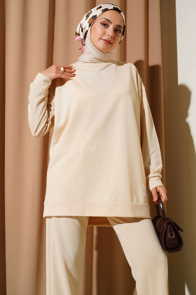 Basic Two-Piece Set with Emblem - Beige