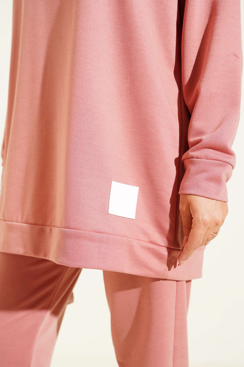 Basic Two-Piece Set with Emblem - Dusty Rose