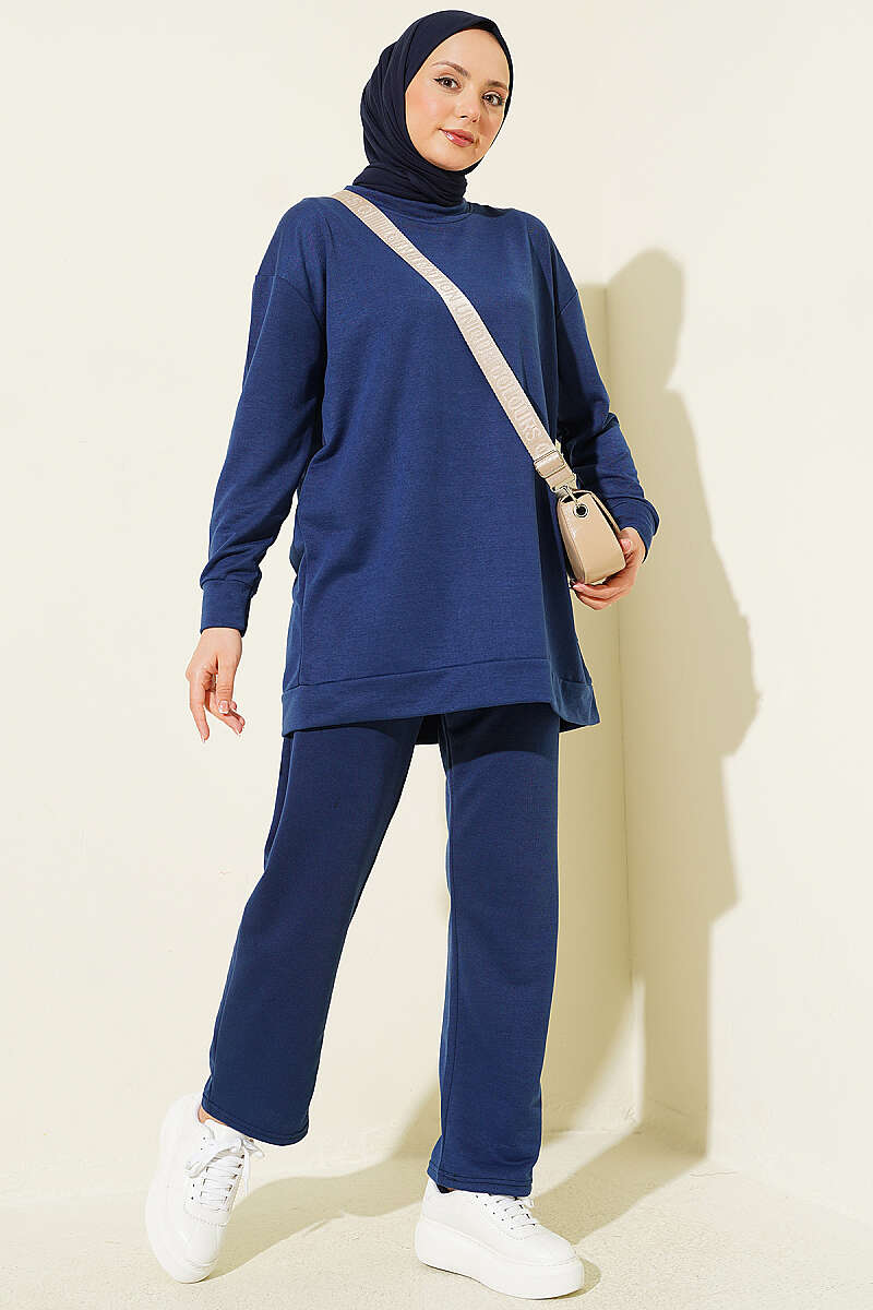 Basic Two-Piece Set with Emblem - Navy