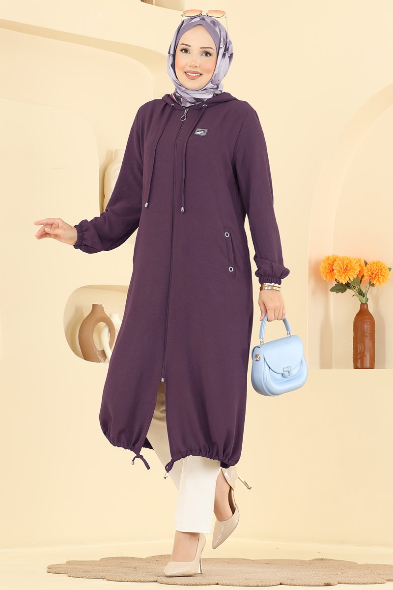 Relaxed Aerobin Cape Coat with Emblem - Plum