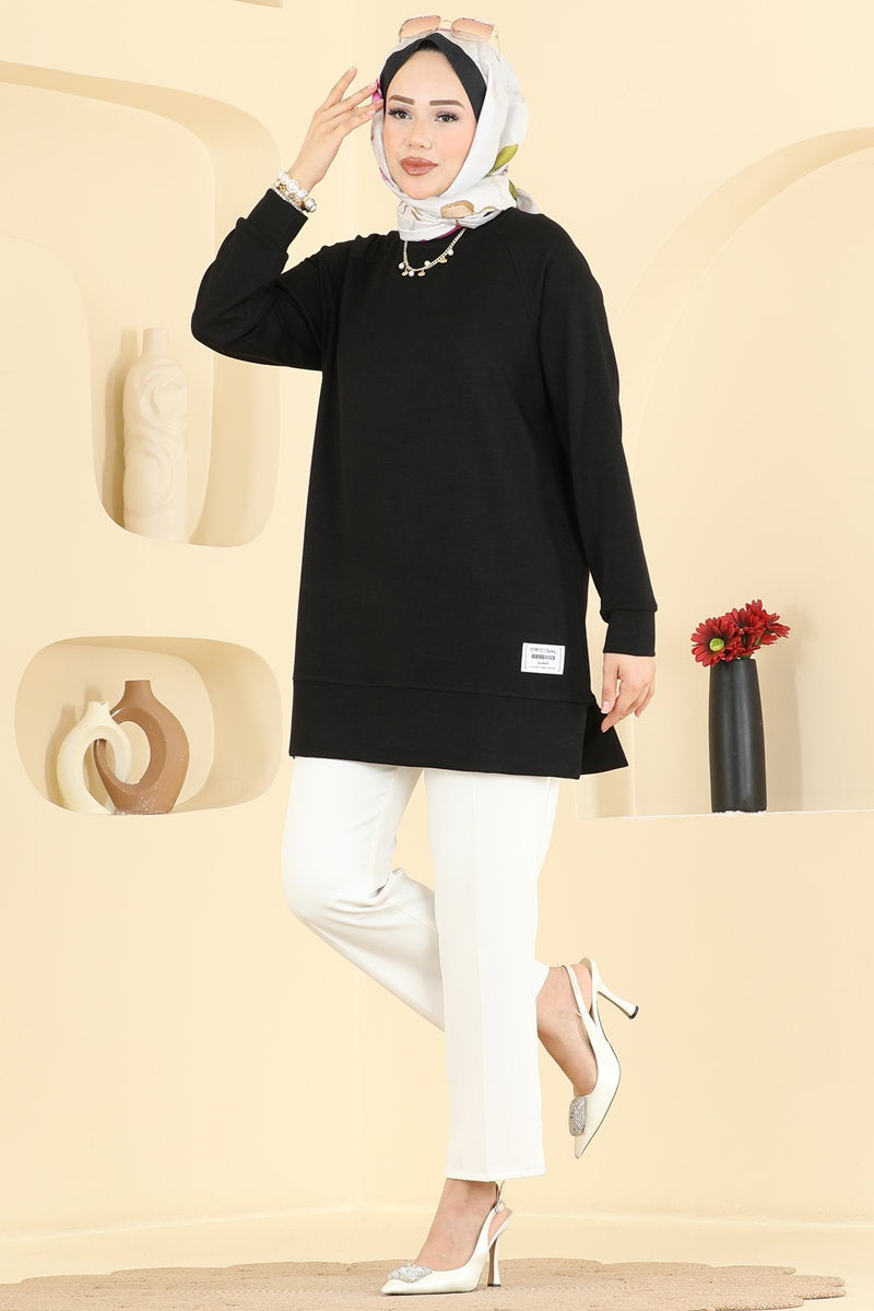Relaxed Modal Tunic with Emblem - Black