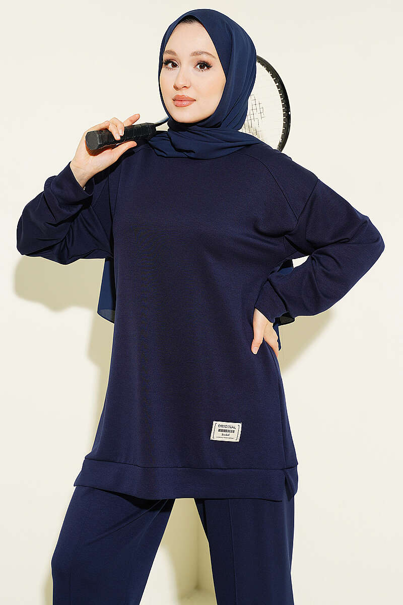 Loose Jersey Two-Piece Set with Emblem - Navy