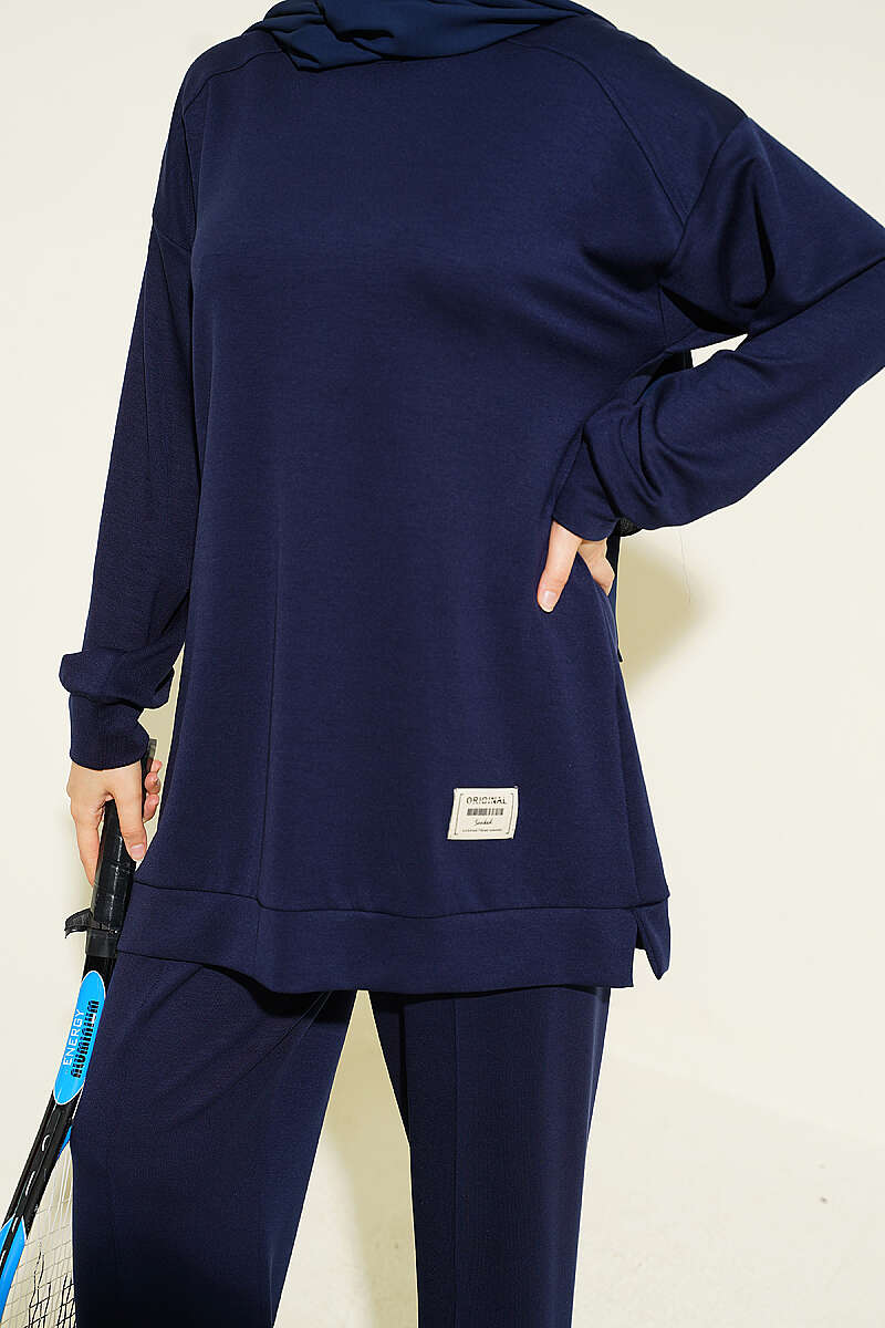 Loose Jersey Two-Piece Set with Emblem - Navy