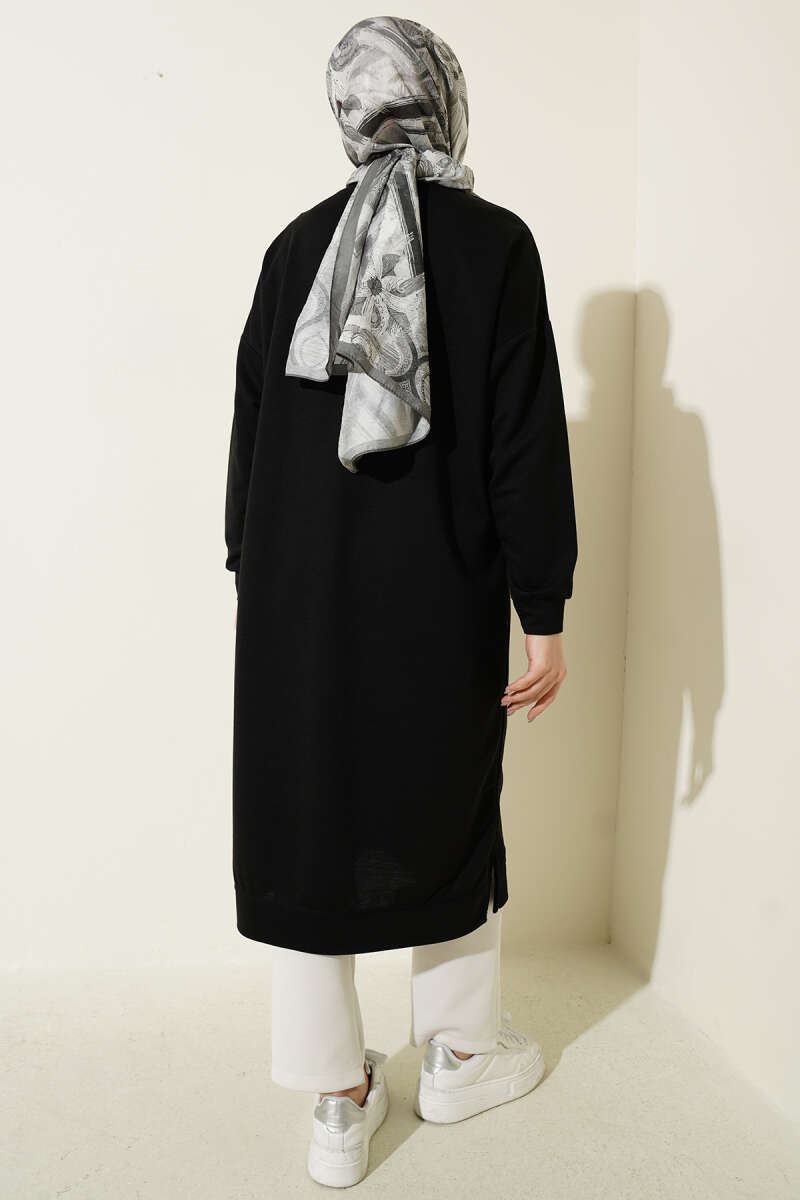 Long Basic Tunic with Badge - Black