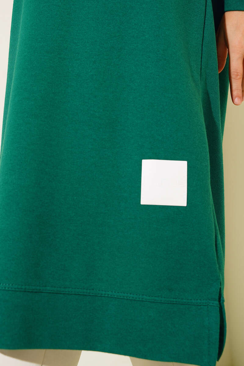 Long Basic Tunic with Badge - Emerald