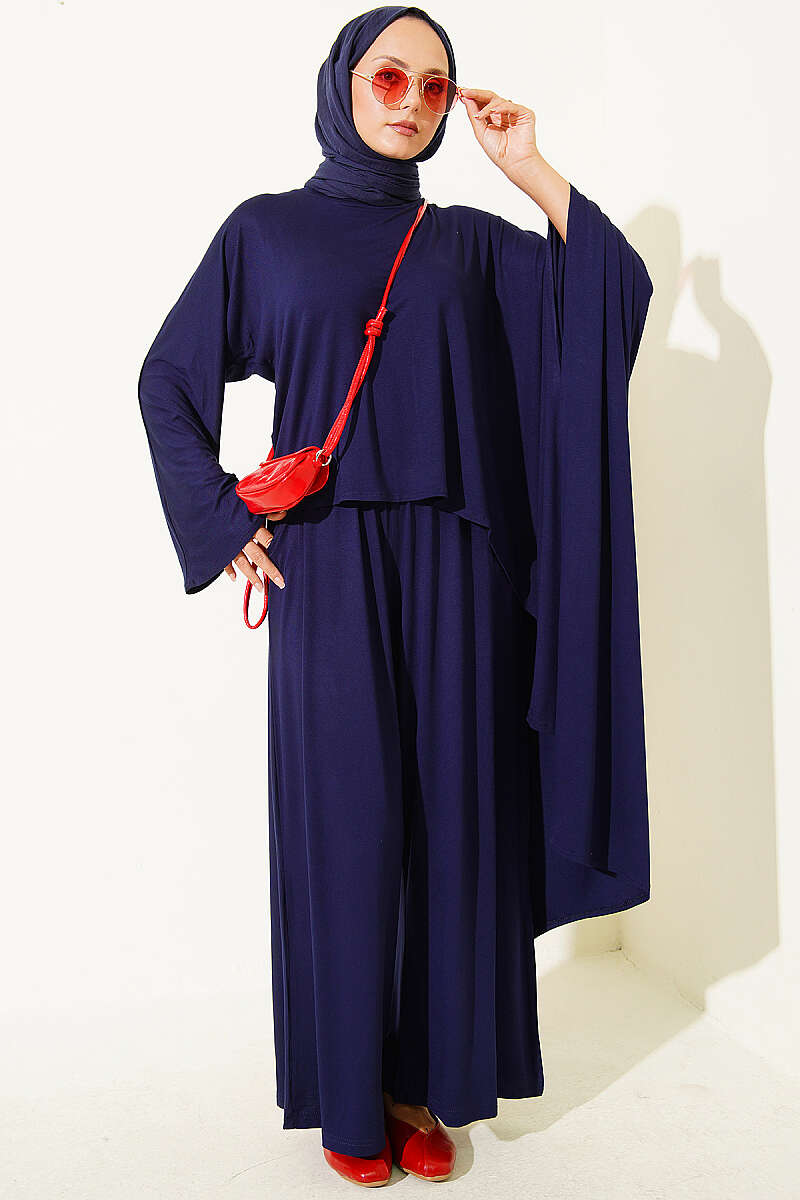 Two-Piece Set with Asymmetric Blouse - Navy