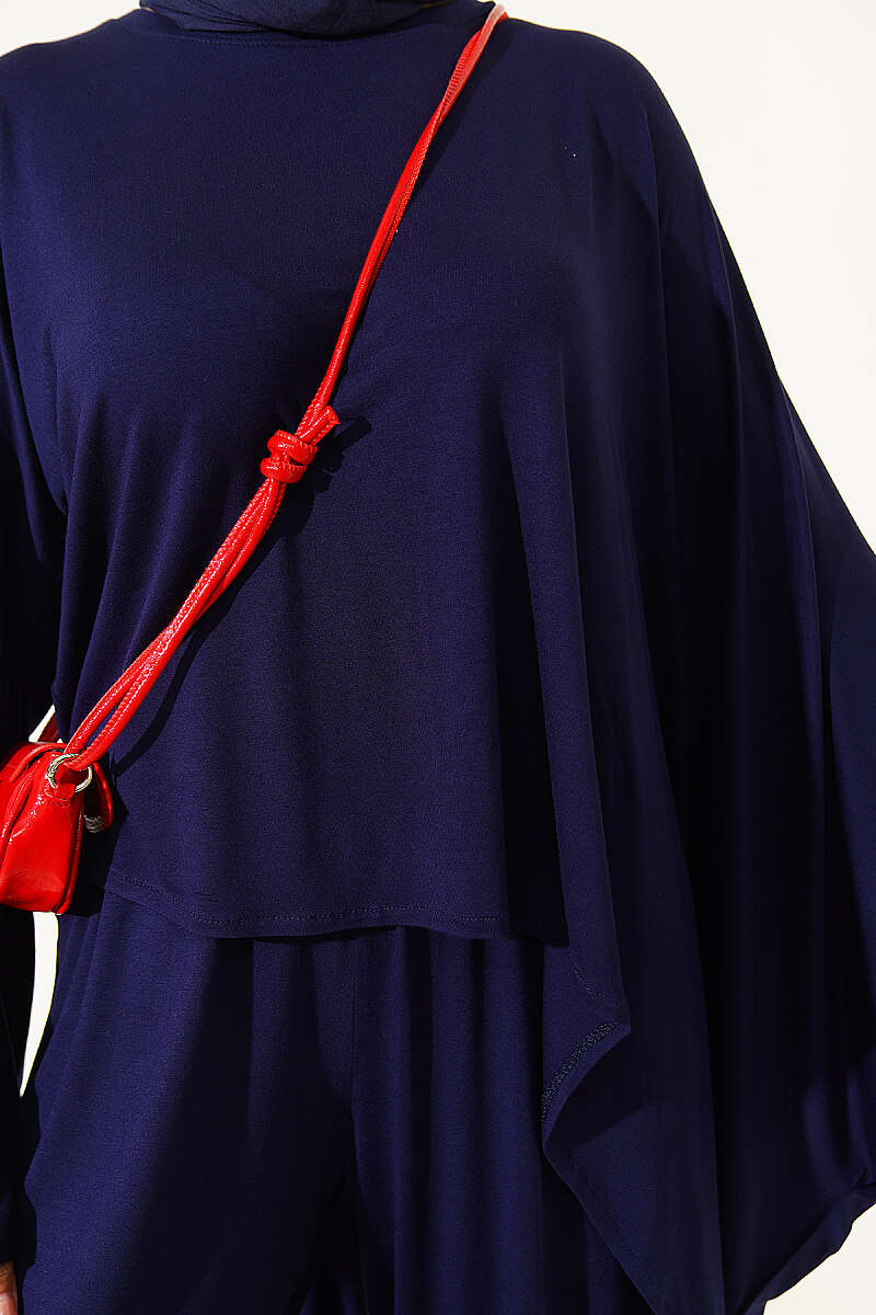 Two-Piece Set with Asymmetric Blouse - Navy