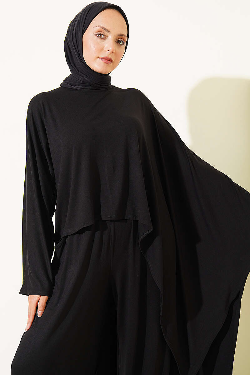 Two-Piece Set with Asymmetric Blouse - Black