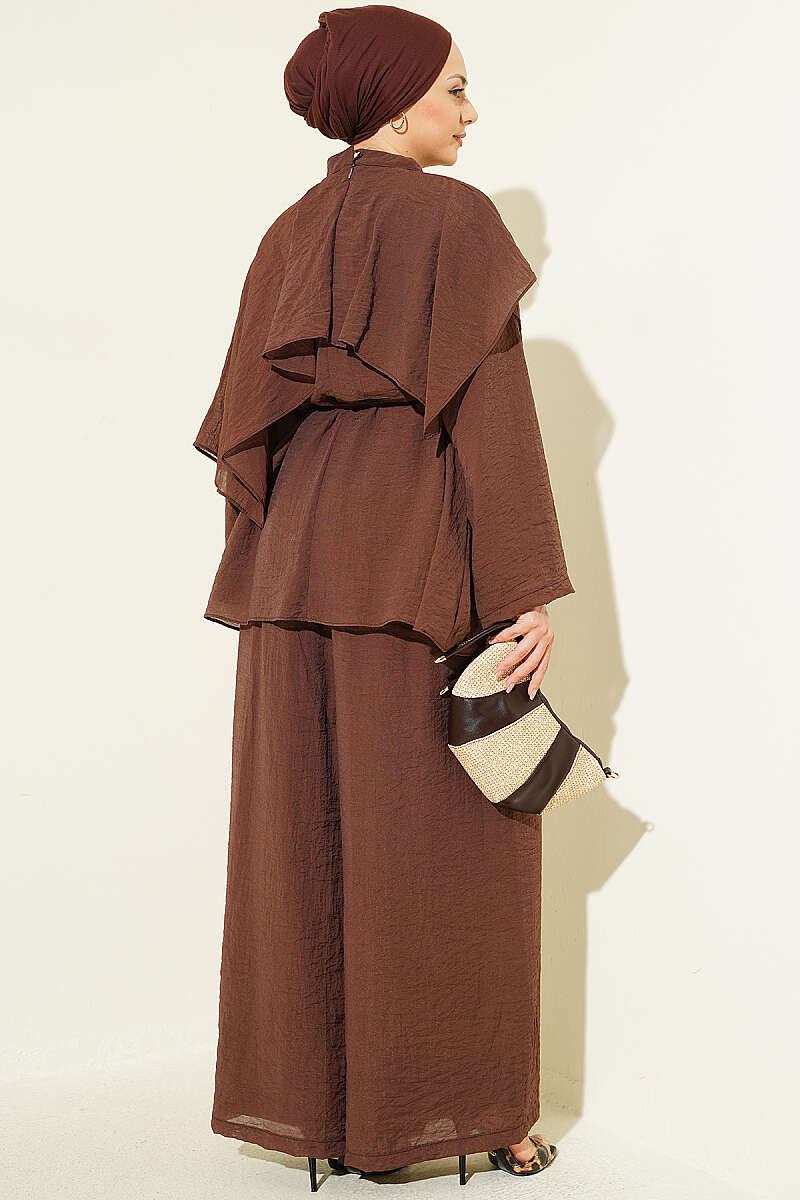 Two-Piece Set with Asymmetric Shoulder Cape - Brown