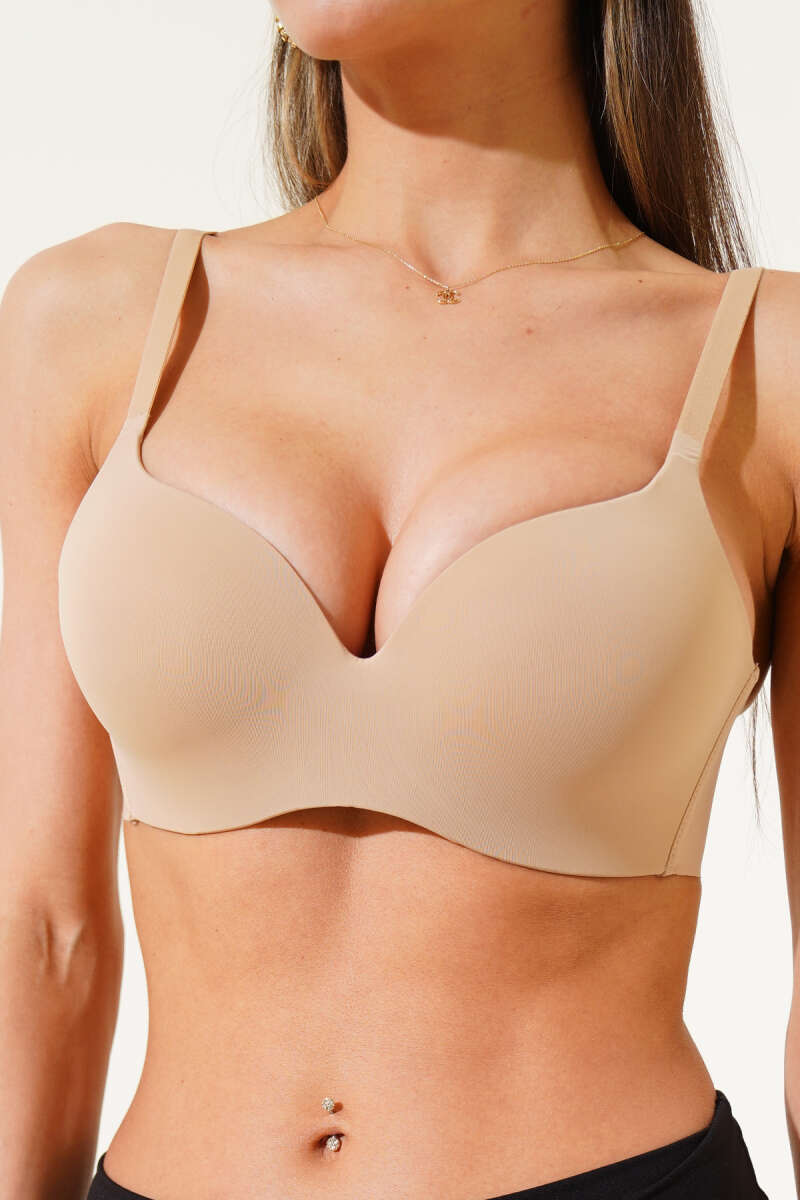 Zero-Feel Strappy Bra - Nude