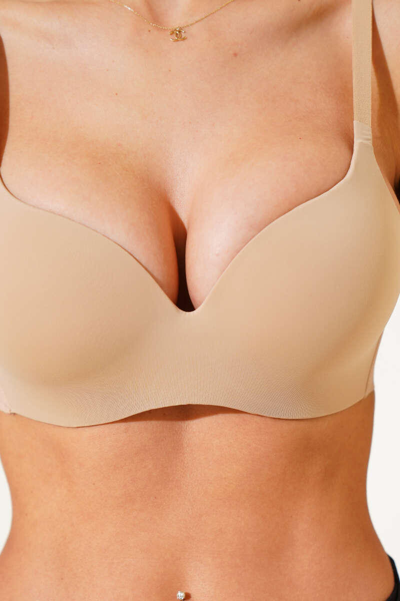 Zero-Feel Strappy Bra - Nude