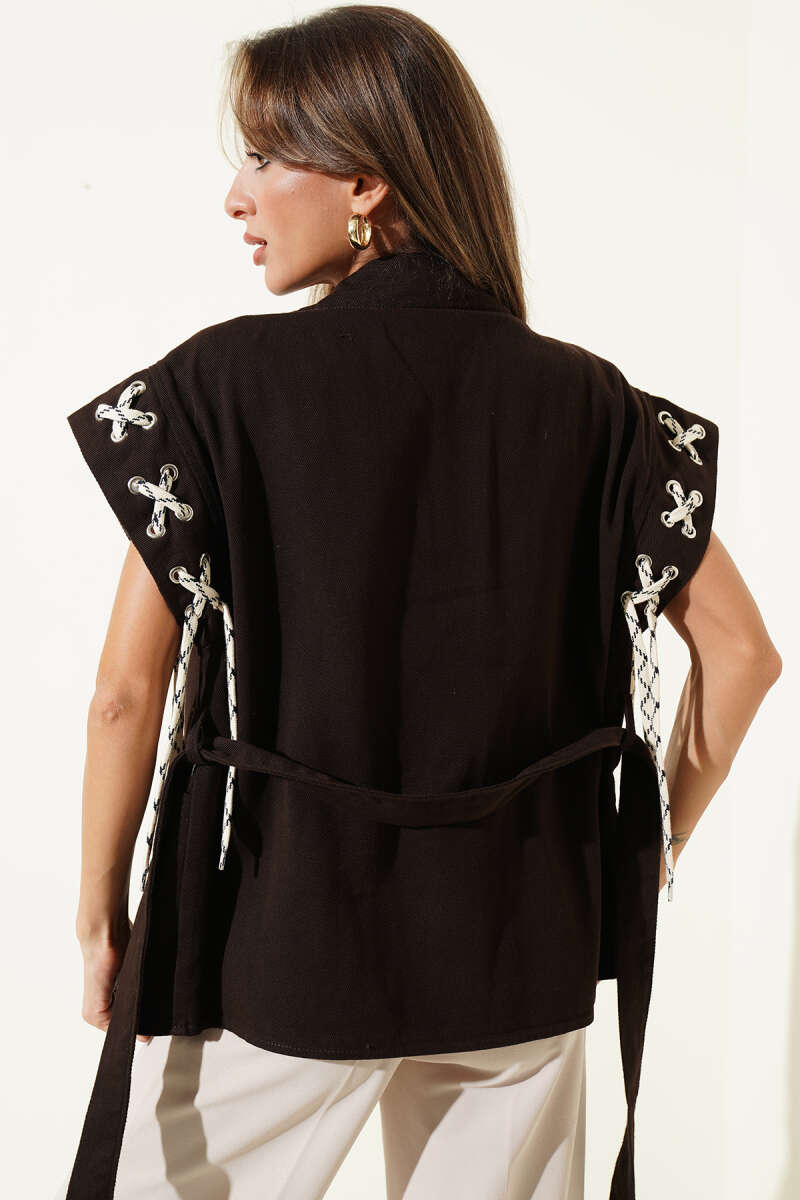Two-Pocket Vest with Tie Detail - Brown