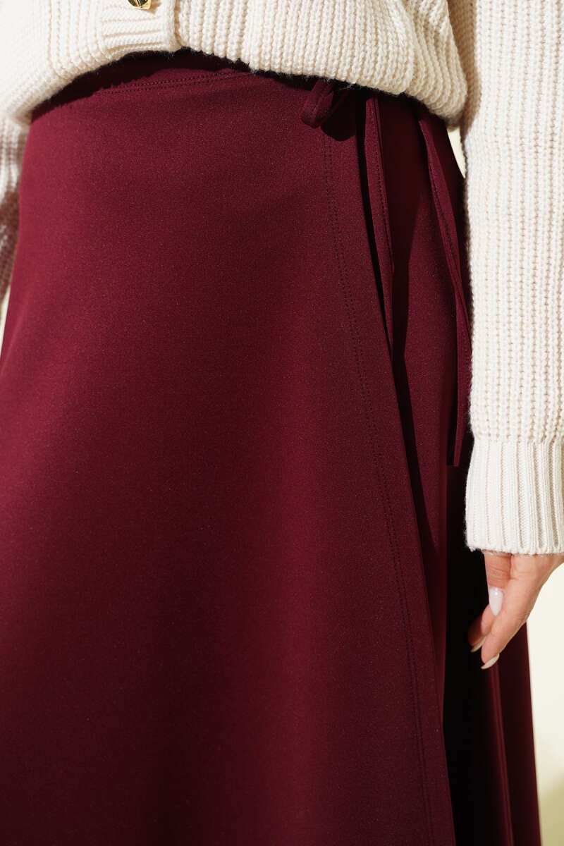 Tie-Detail Scuba Skirt - Burgundy