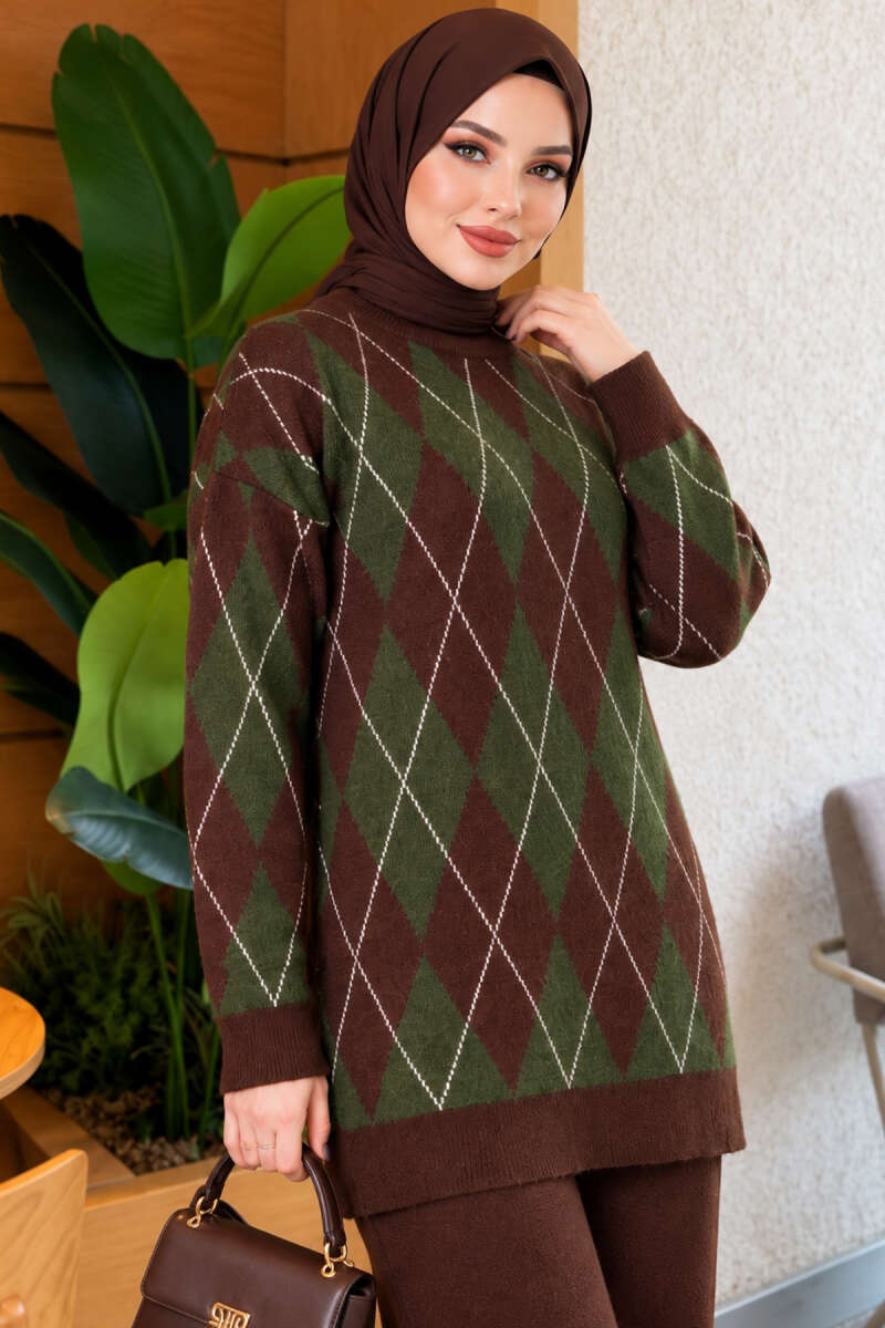 Diamond-Pattern Knit Two-Piece Set - Brown