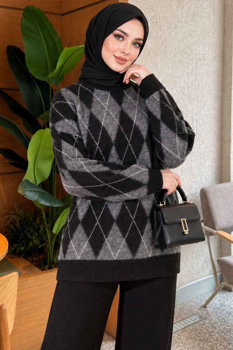 Diamond-Pattern Knit Two-Piece Set - Black