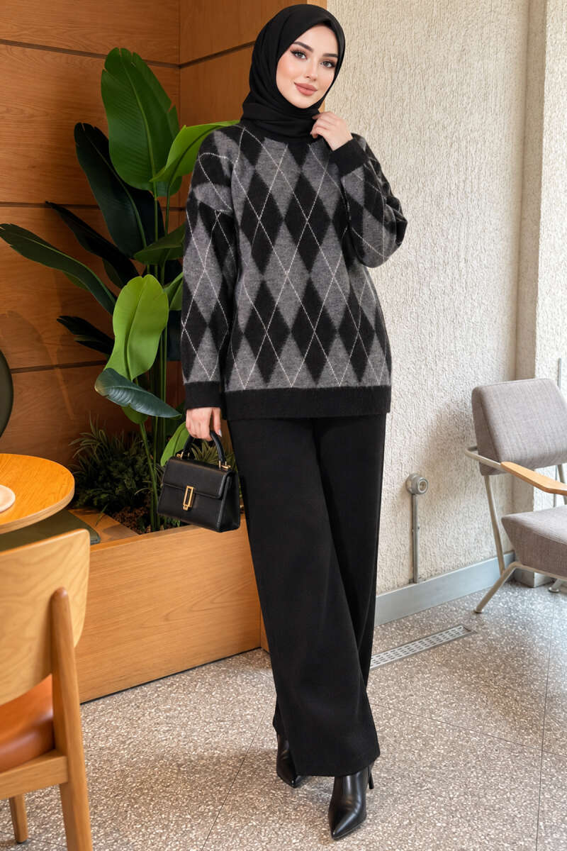 Diamond-Pattern Knit Two-Piece Set - Black