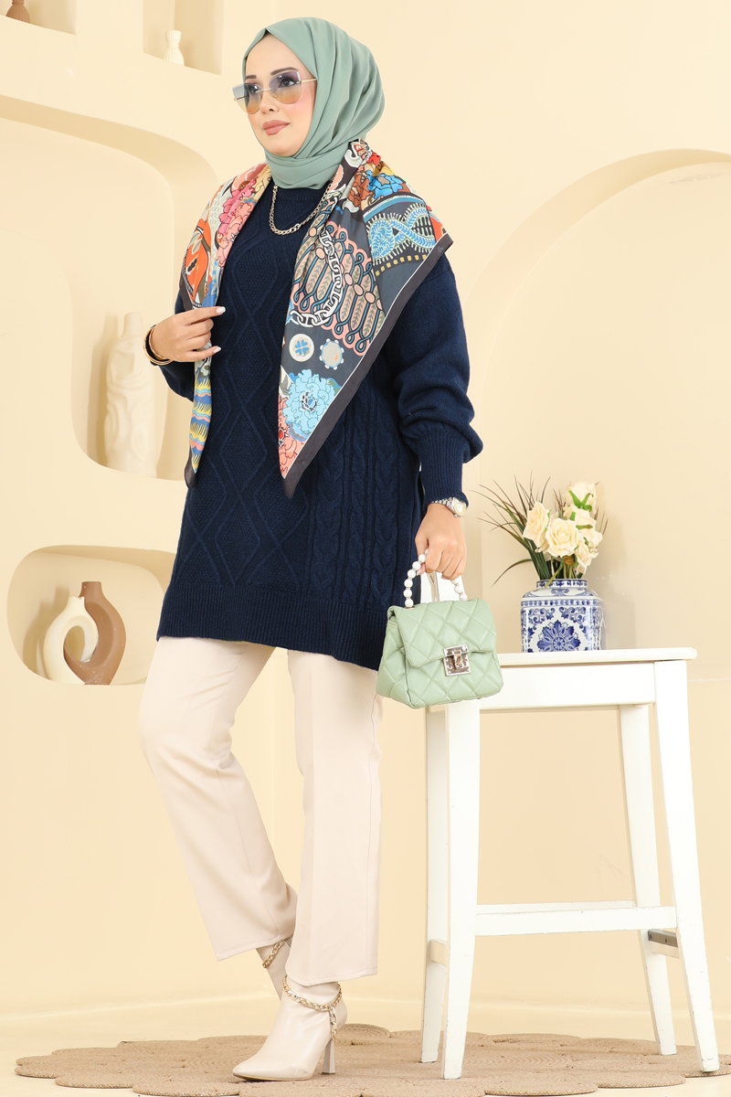 Diamond-Knit Tunic - Navy