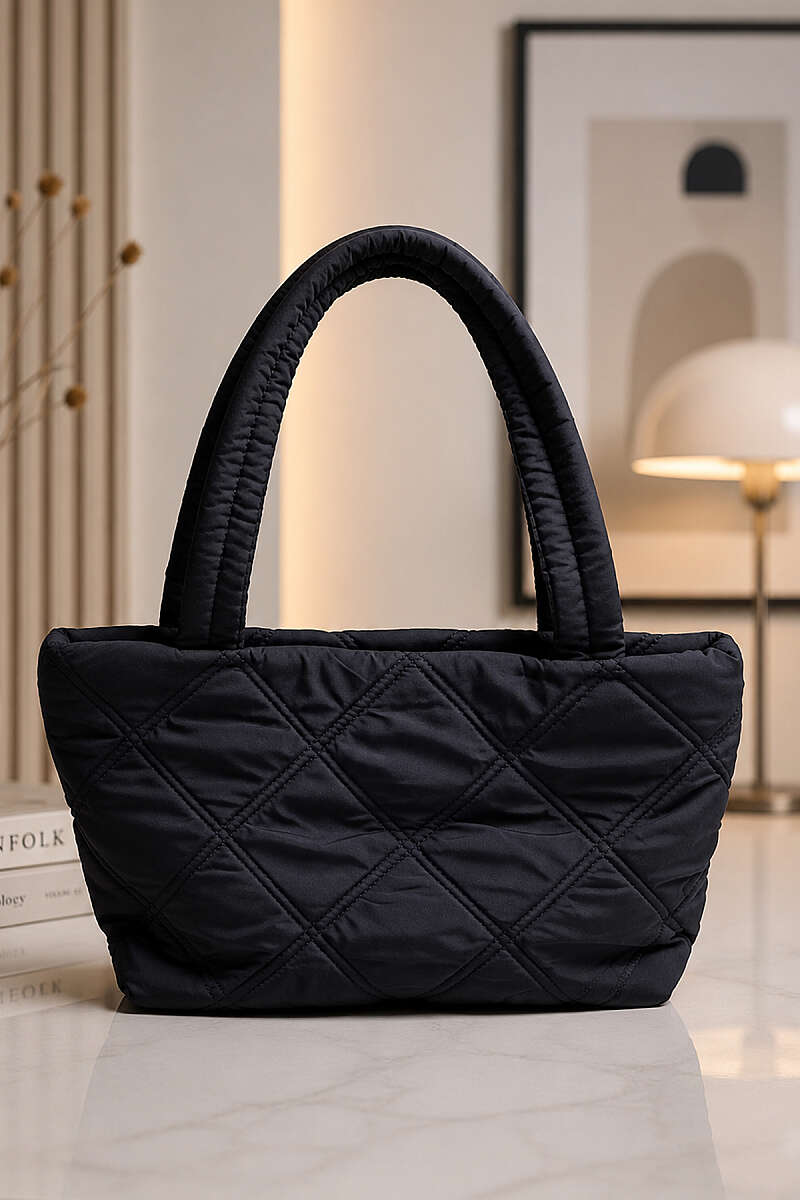 Diamond-Stitch Shoulder Bag - Black