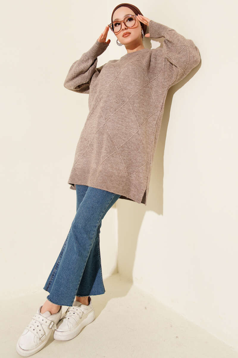 Soft Diamond-Embossed Tunic - Mink