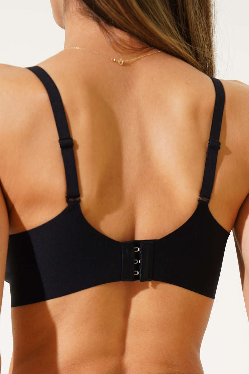 Wireless Invisible Zero-Feel Bra - Black