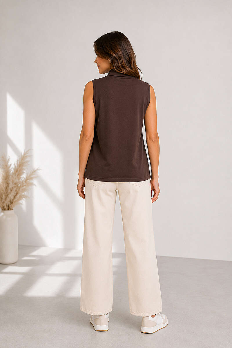 Sleeveless Turtleneck Camisole - Brown