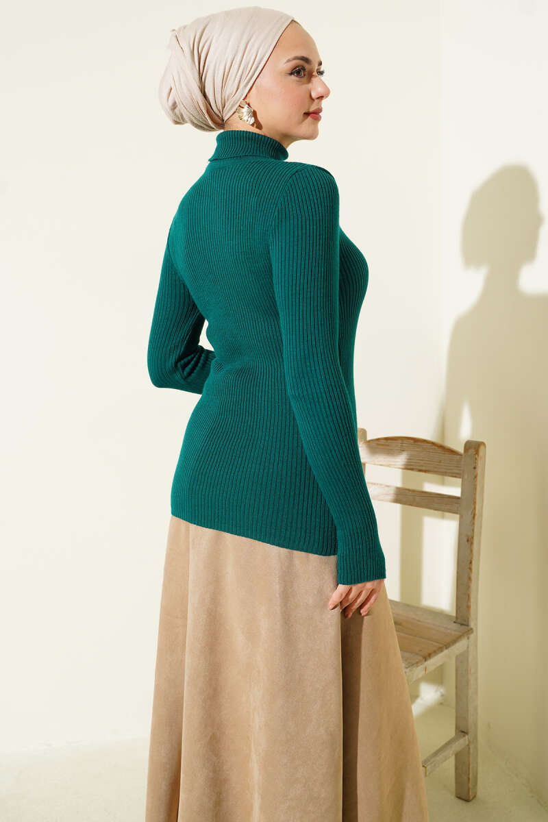 Turtleneck Knit Sweater with Thumbholes - Dark Olive