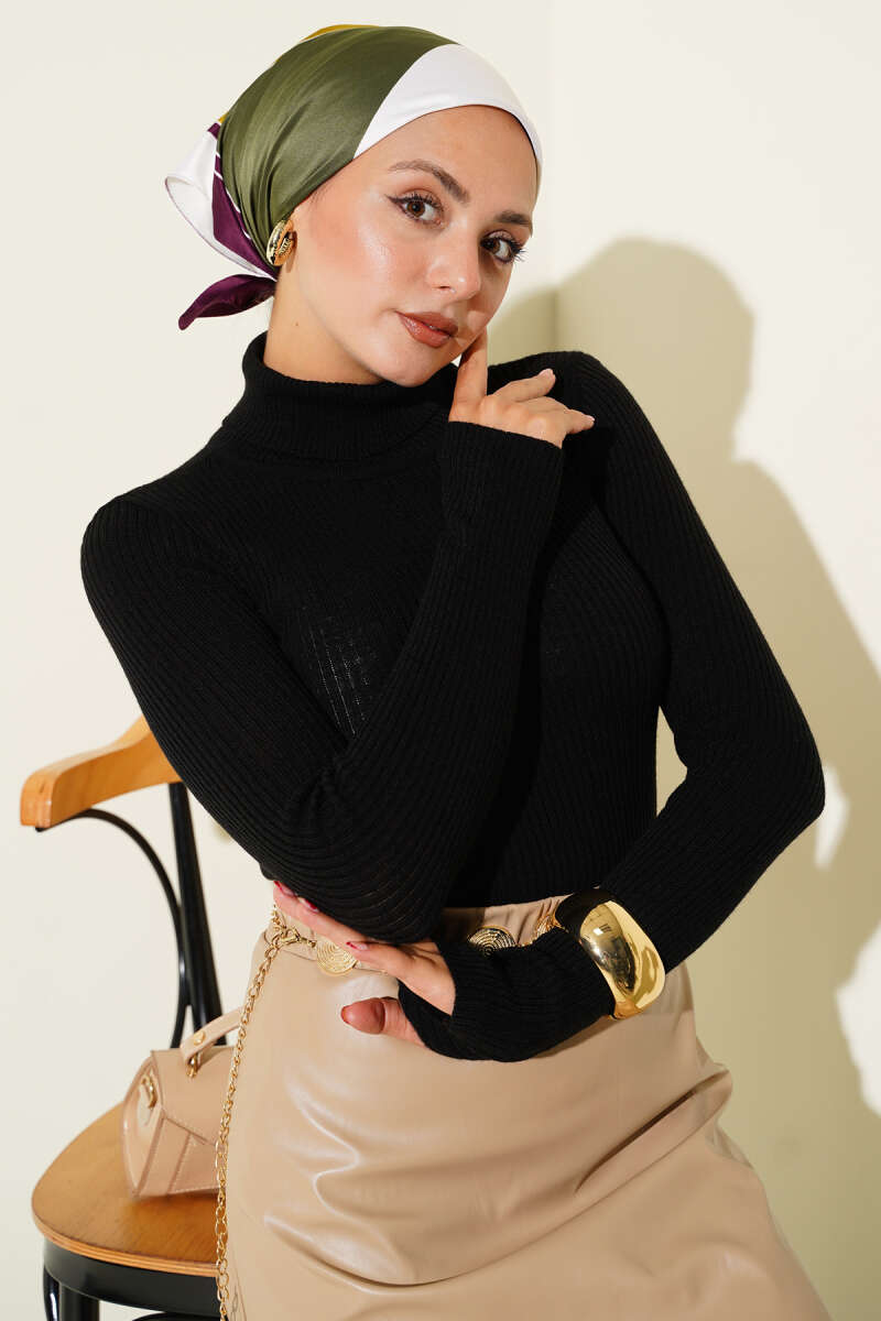 Turtleneck Knit Sweater with Thumbholes - Black