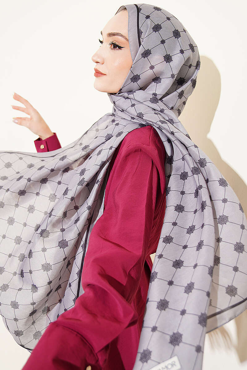 Baroque Motif Soft Shawl - Grey