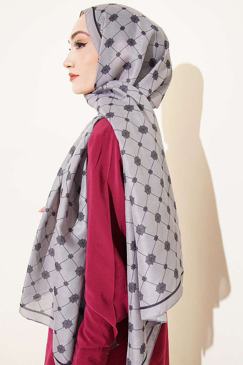 Baroque Motif Soft Shawl - Grey
