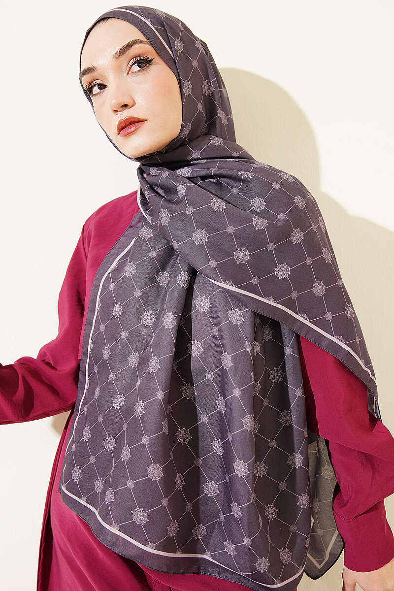 Baroque Motif Soft Shawl - Dark Lilac