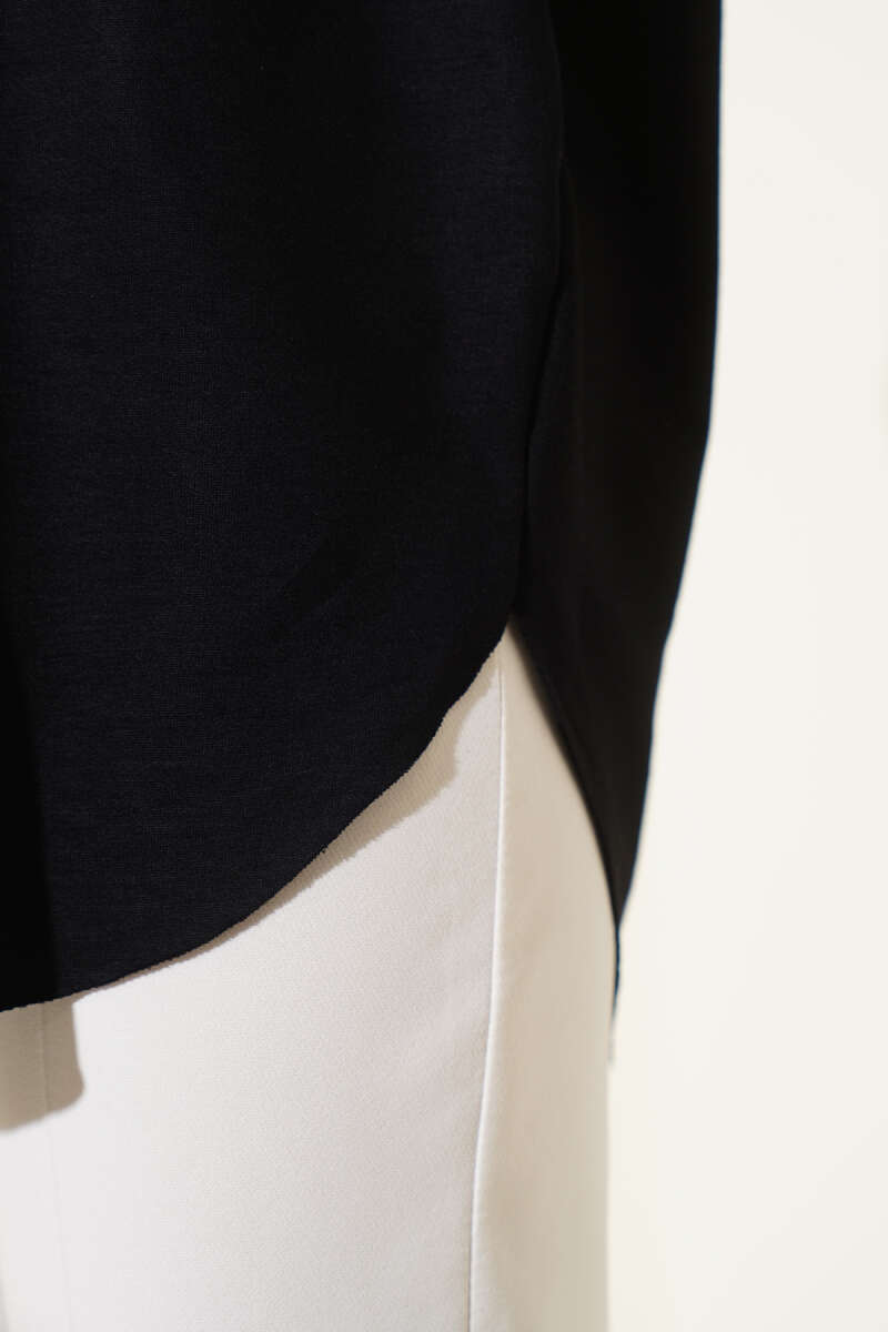 Basic Seamless-Hem Tunic - Black
