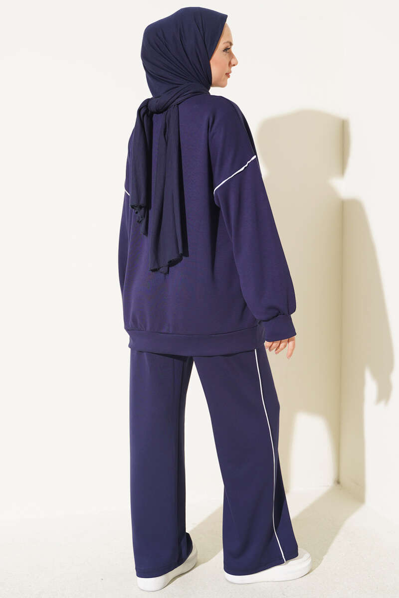 Basic Two-Piece Set with Piping - Navy