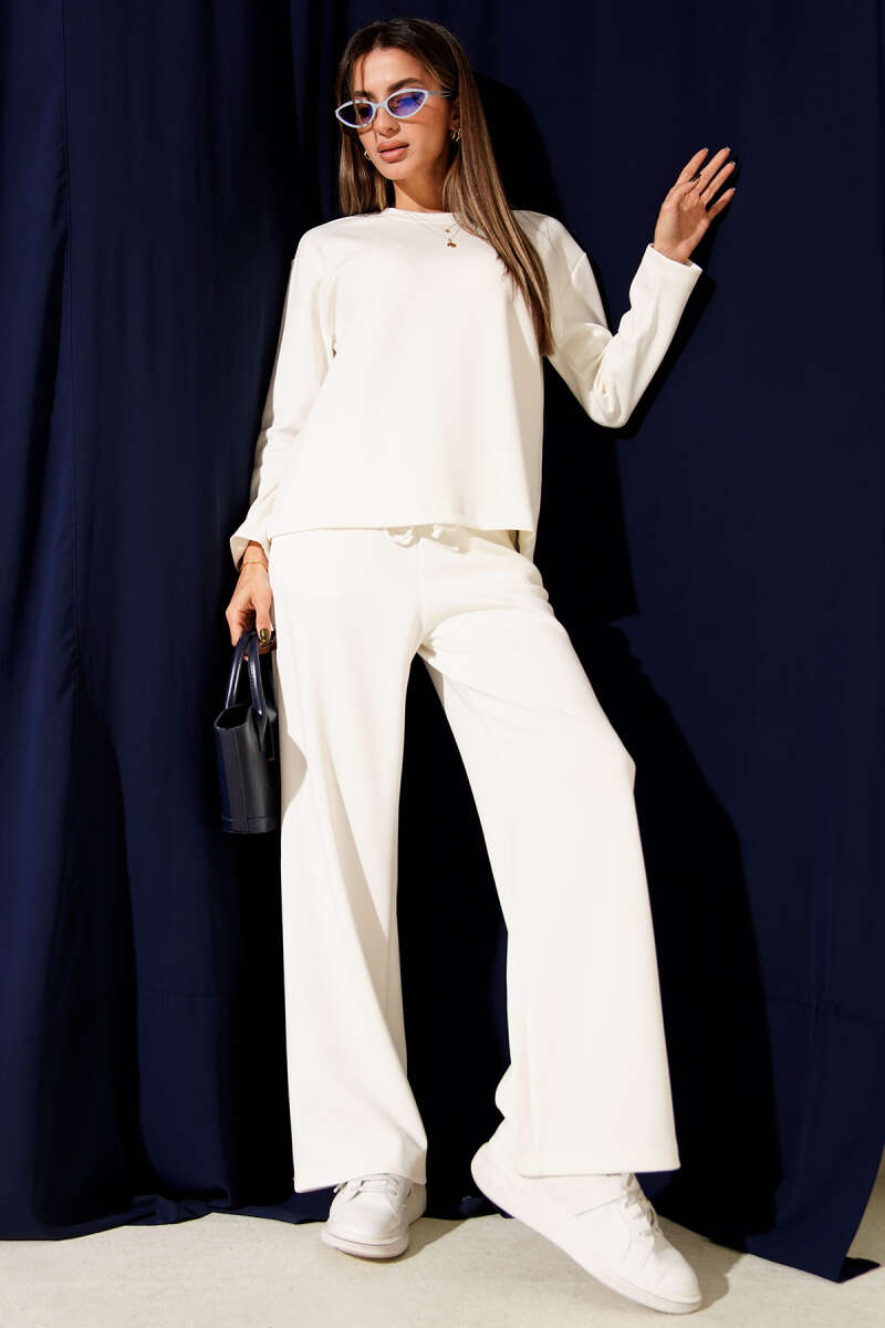 Basic Loycha Two-Piece Set - Ecru