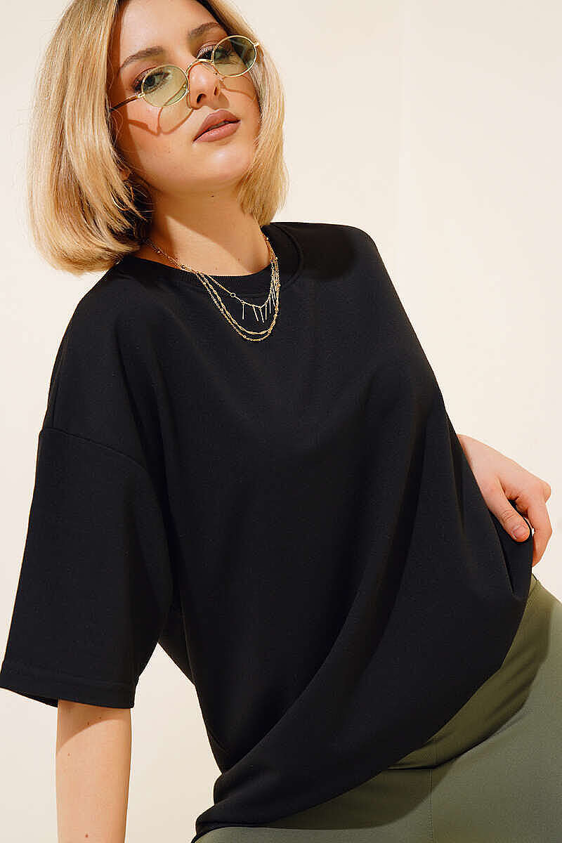 Basic Oversized Tee - Black