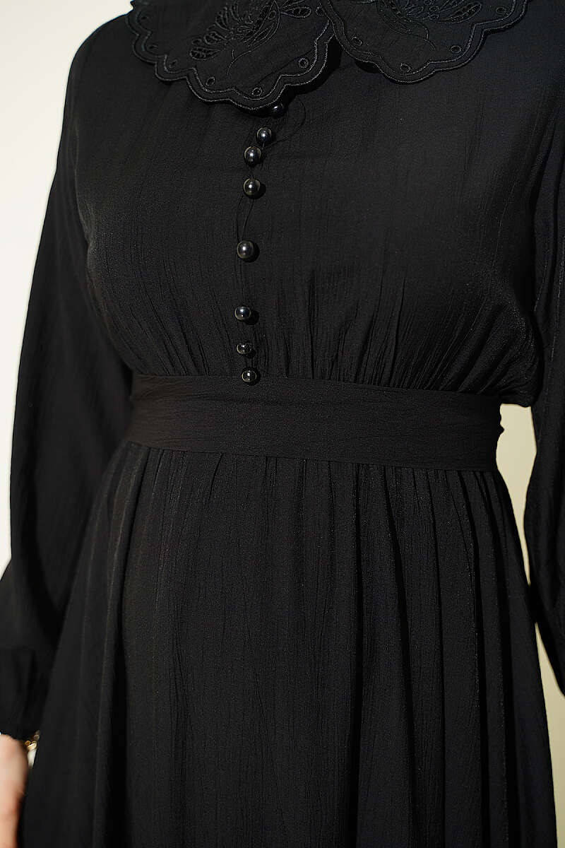 Dress with Peter Pan Collar and Elastic Cuffs - Black