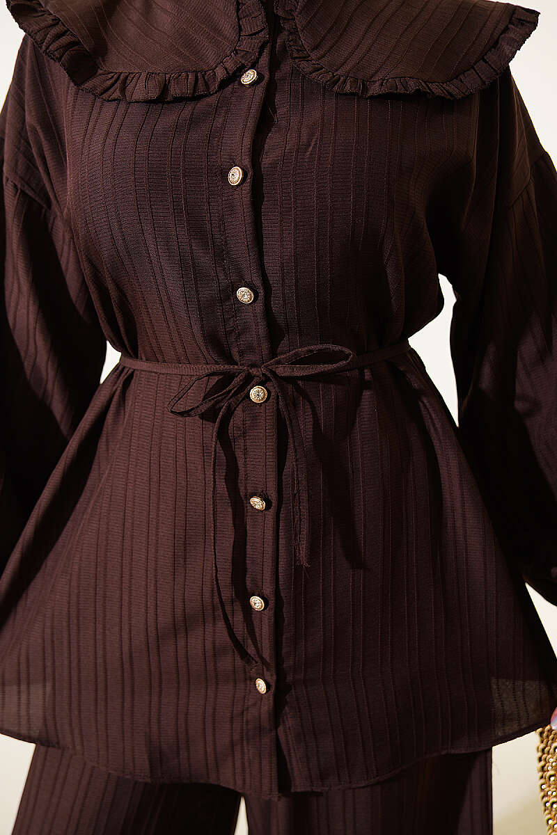 Two-Piece Set with Peter Pan Collar and Tie Cord - Brown