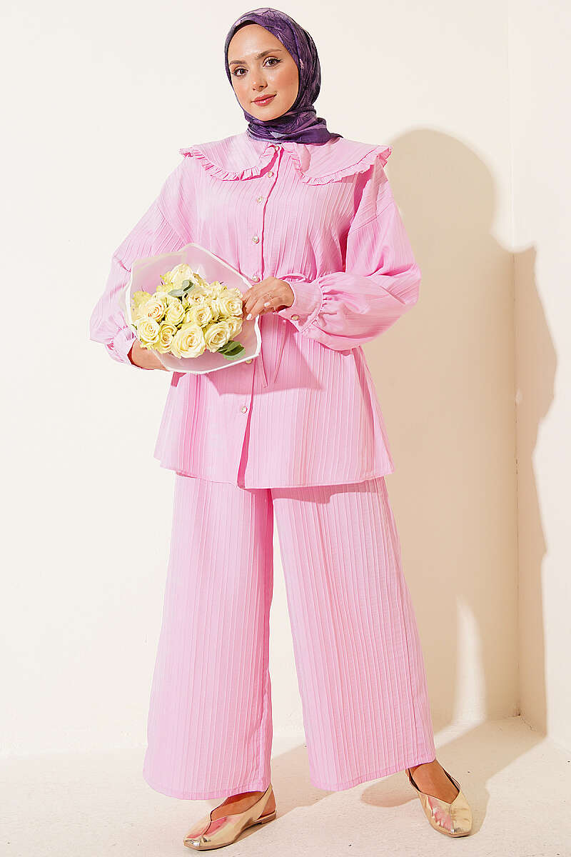 Two-Piece Set with Peter Pan Collar and Tie Cord - Pink
