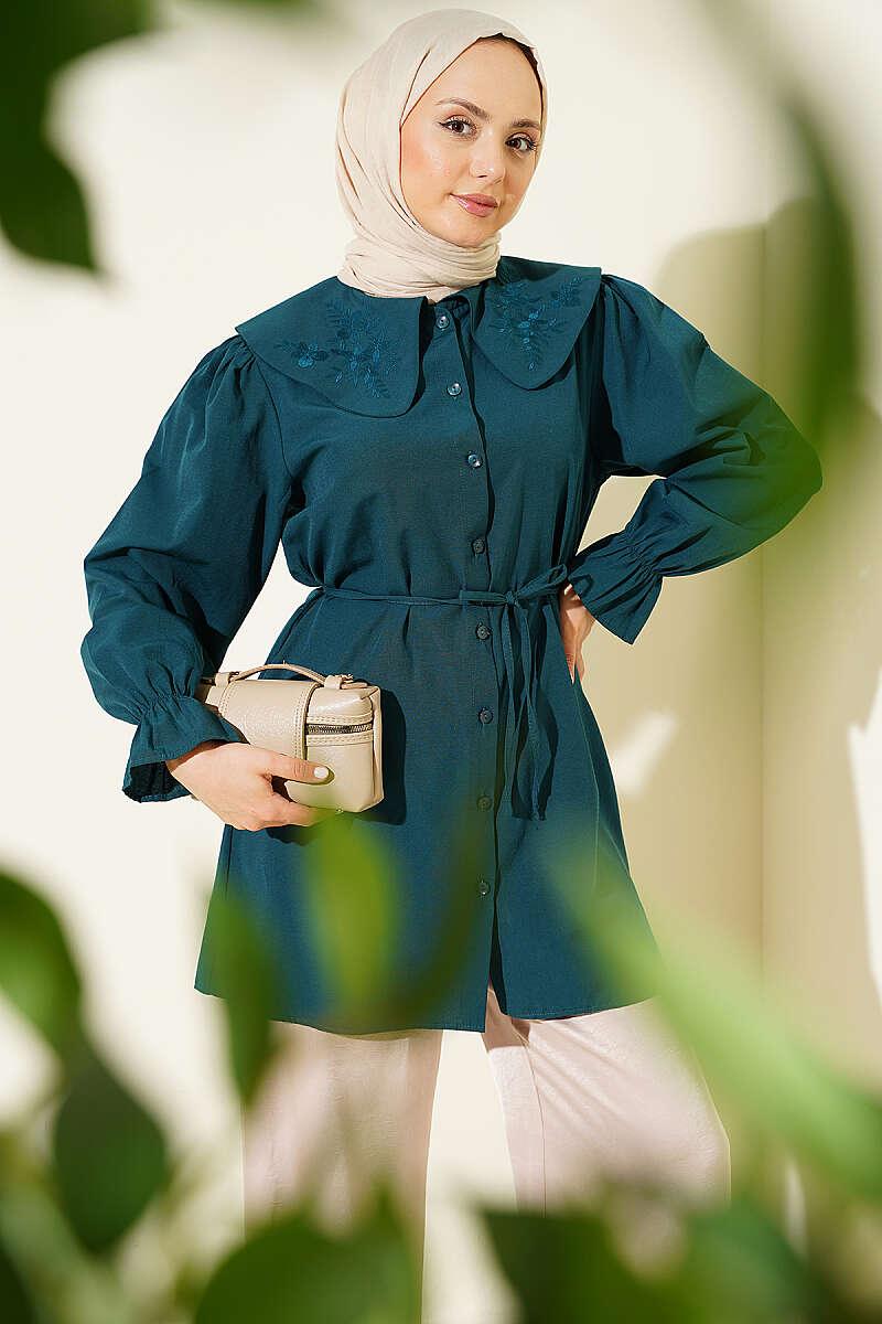 Embroidered Peter Pan Collar Shirt with Ties - Teal