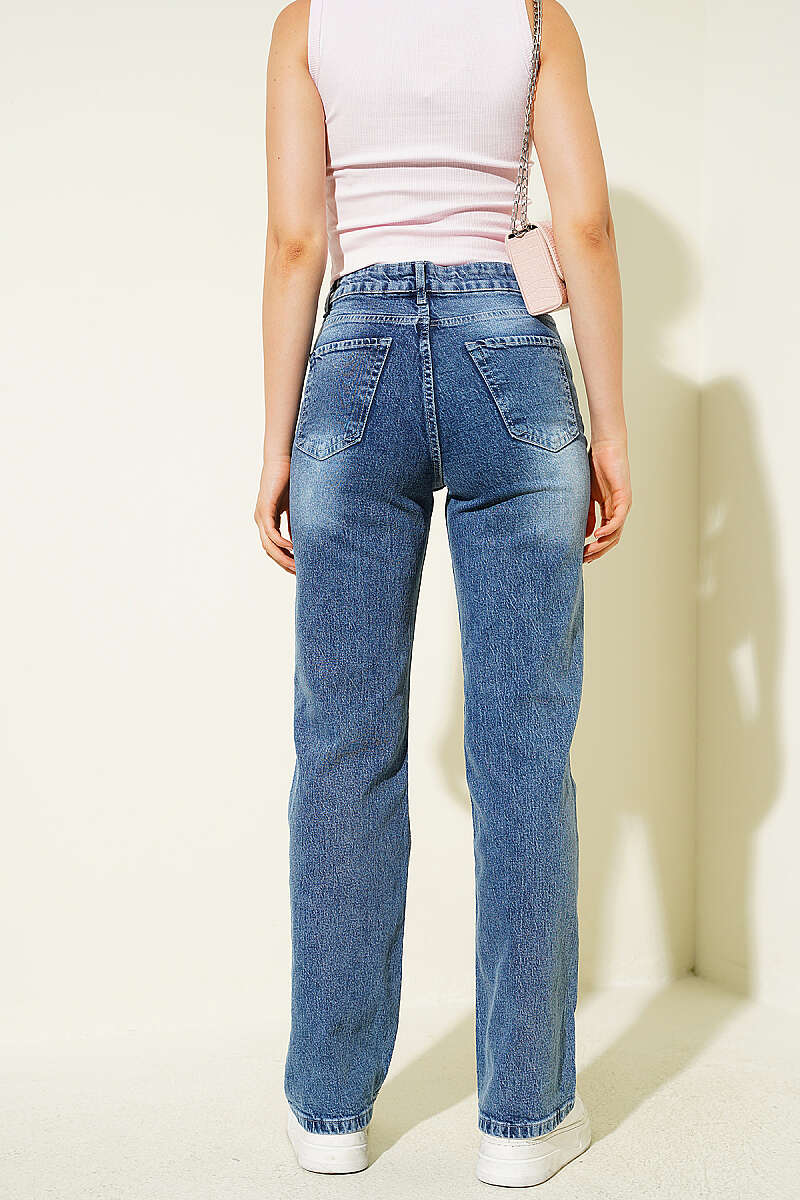Straight-Leg Jeans with Button Waist - Denim Blue