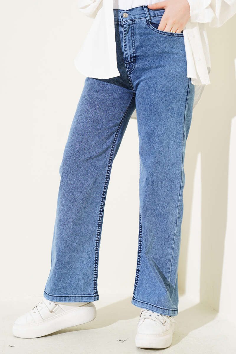 Wide-Leg Jeans with Waist Buttons - Denim Blue
