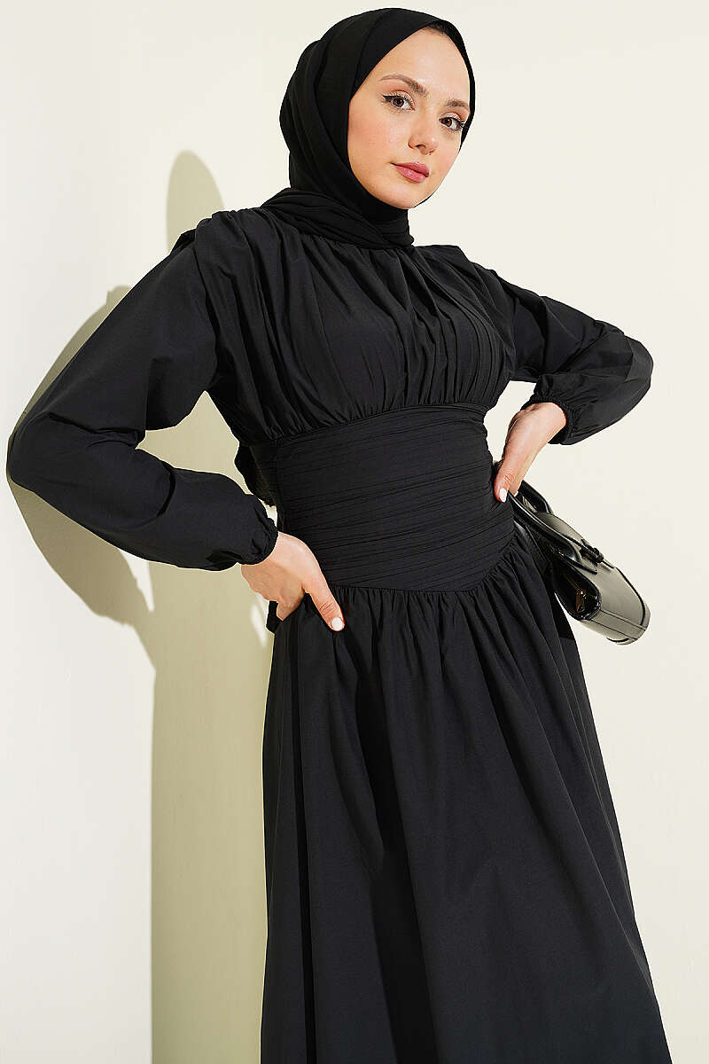 Flared Dress with Guipure Waist - Black