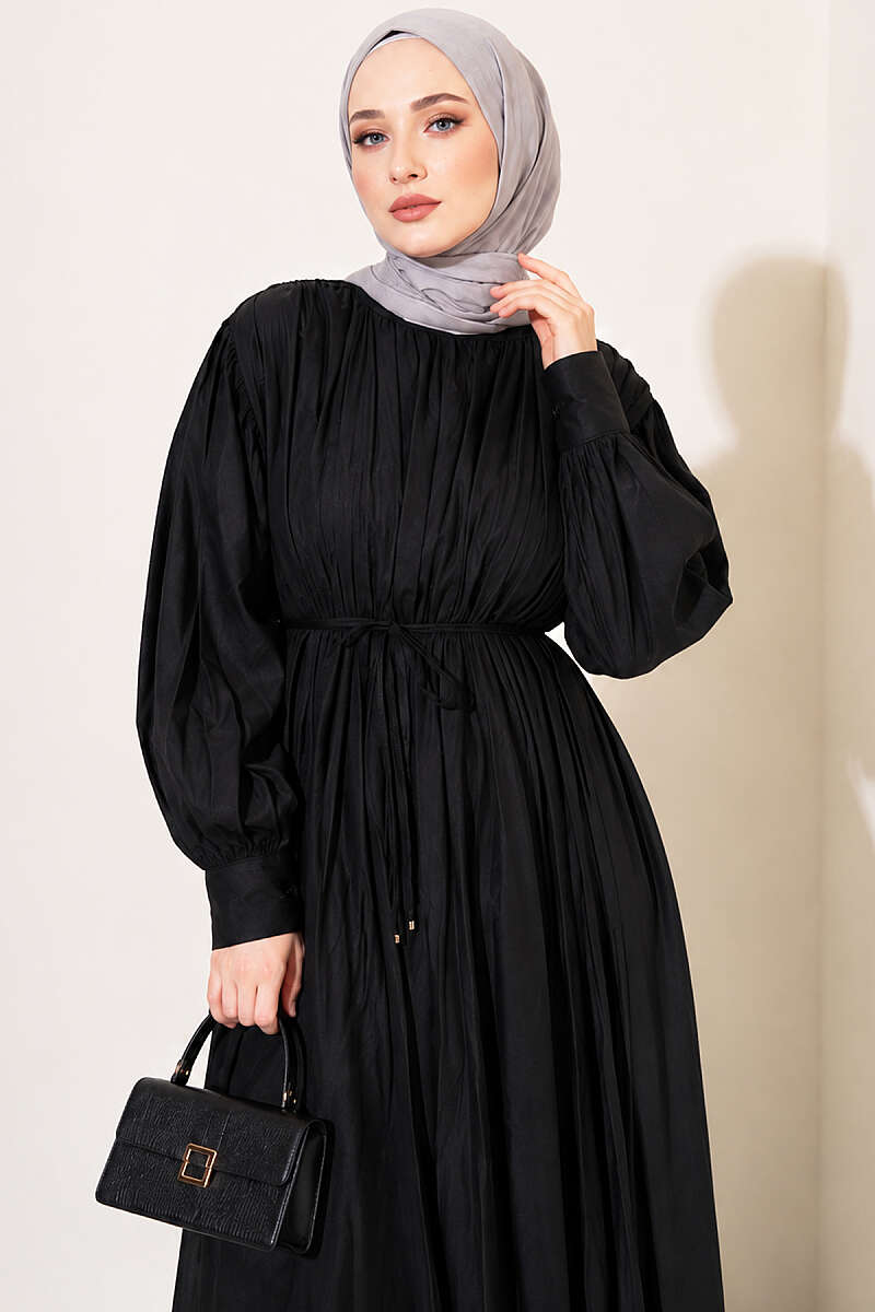 Vertical-Pleat Dress with Elastic Waist - Black